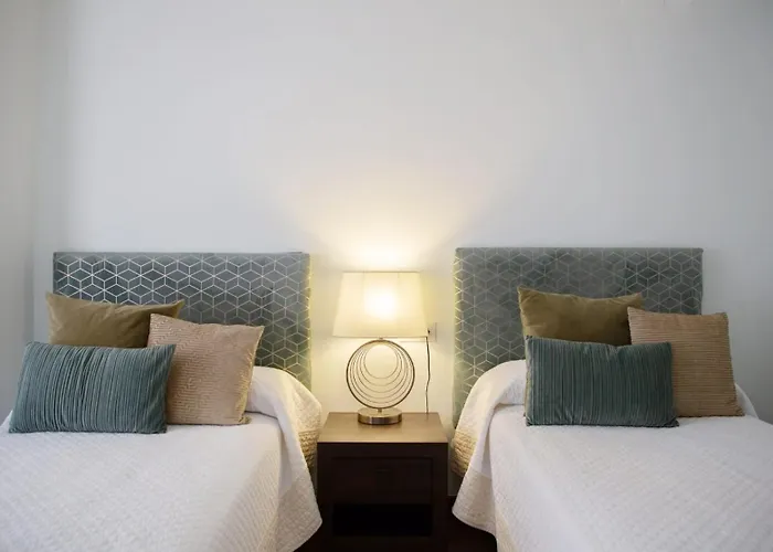 Luxury New Apartment City Centre & Beach, Alicante